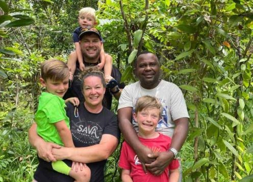 Kurtis an Holly Jones family are the founders of Sava Vanilla