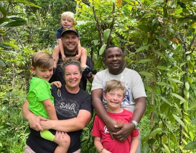 Kurtis an Holly Jones family are the founders of Sava Vanilla