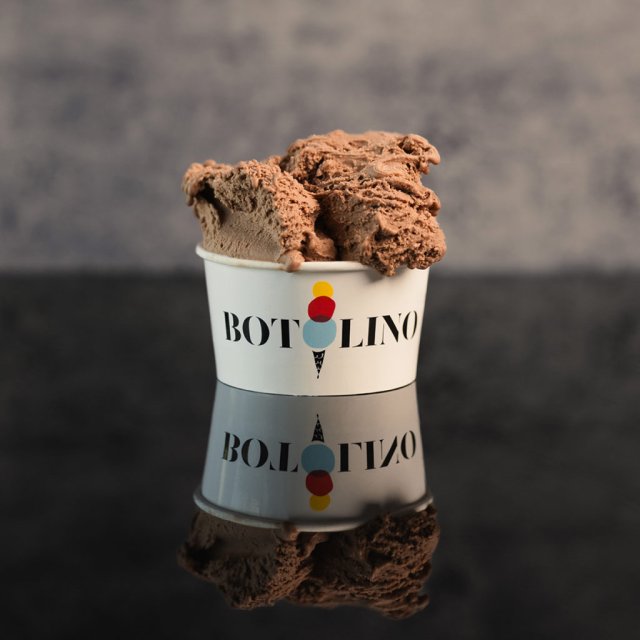 Botolino Gelato - A cup with Artisanal Chocolate Gelato
